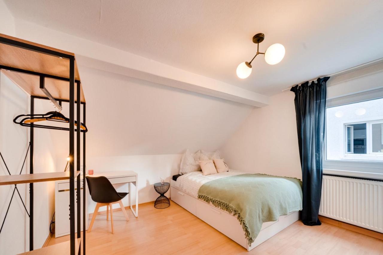 Stuttgart Am Wasen Toplage 4Zi 80Qm Luaran gambar